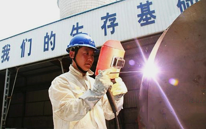 让每朵焊花都绚烂如炬——全国劳动模范、国家级技能大师工作室带头人徐海小记
